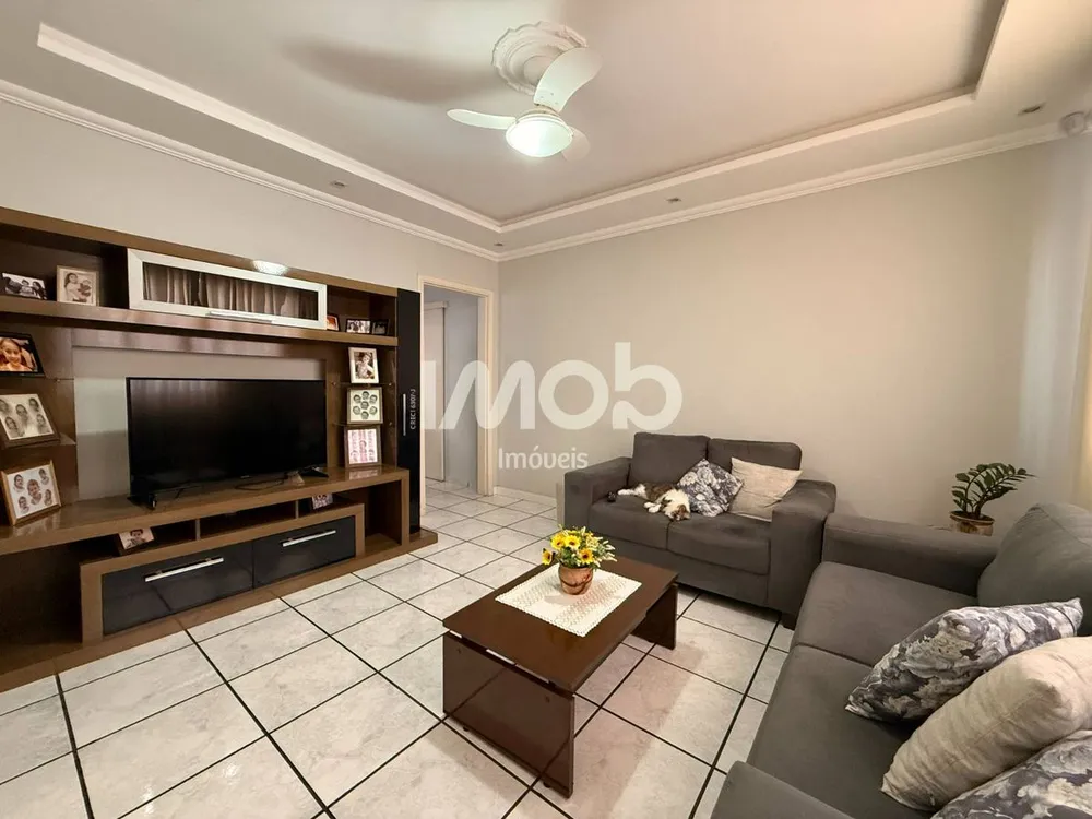 Casa, 4 quartos, 224 m² - Foto 4