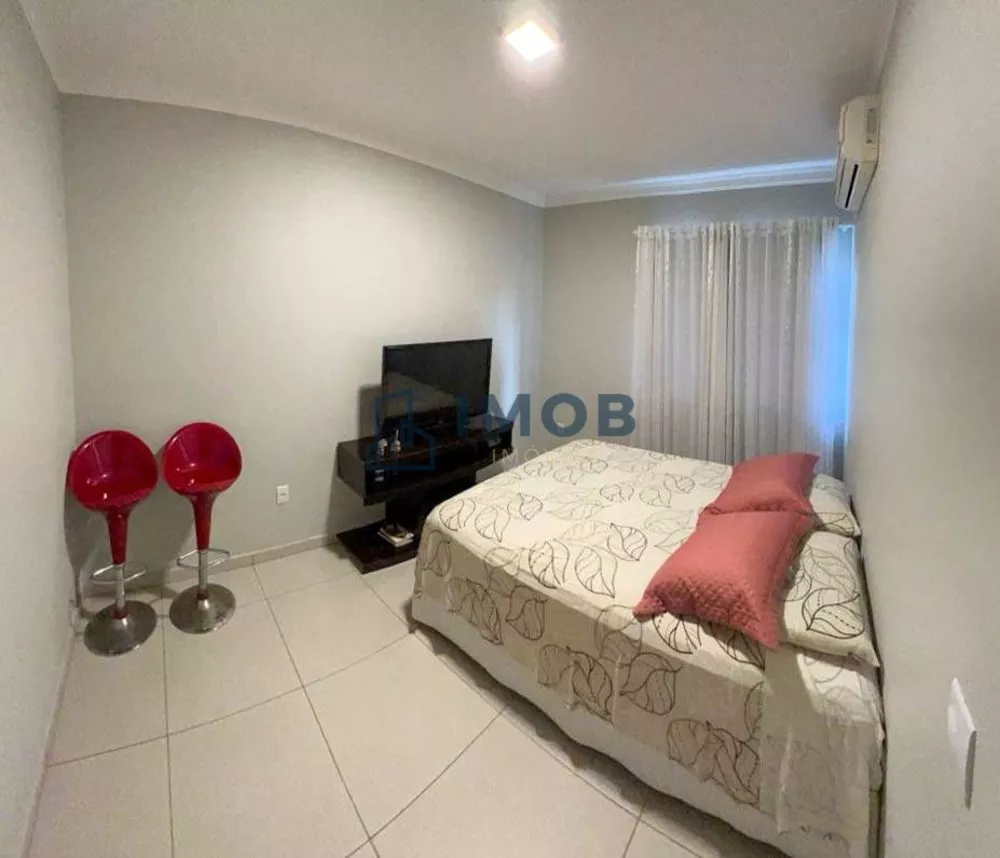 Casa à venda com 3 quartos, 148m² - Foto 11