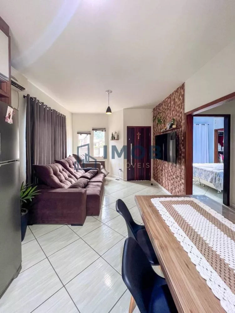 Casa à venda com 2 quartos, 120m² - Foto 4