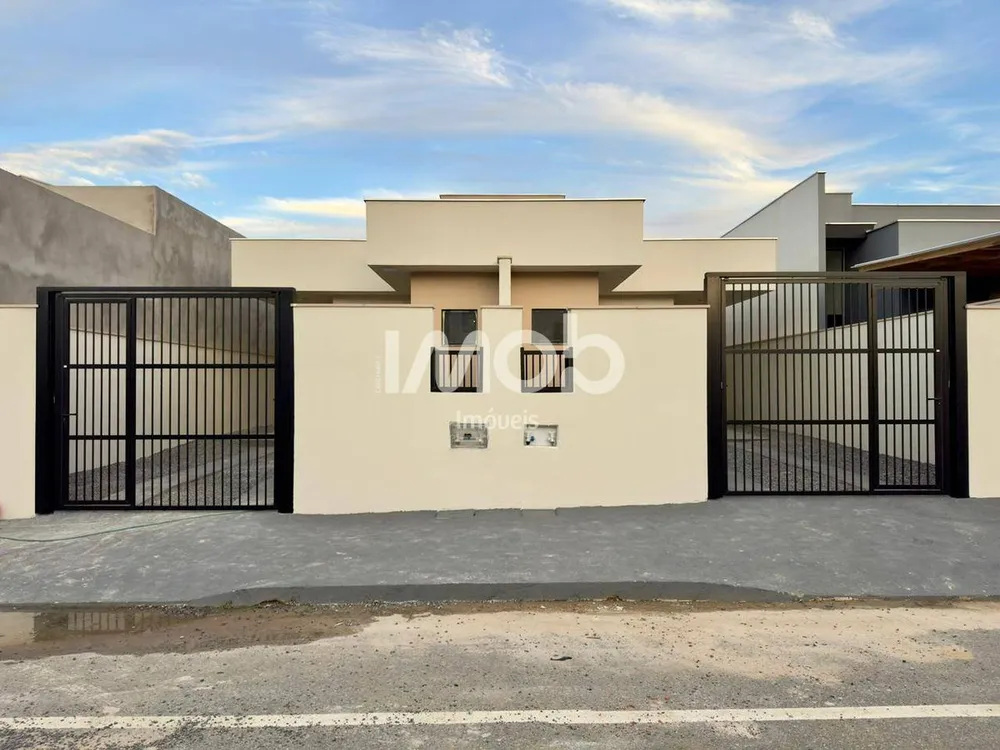 Casa, 3 quartos, 80 m² - Foto 2