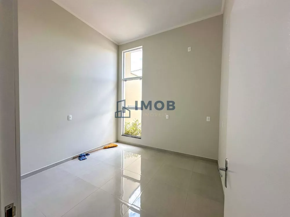 Casa à venda com 2 quartos, 80m² - Foto 5