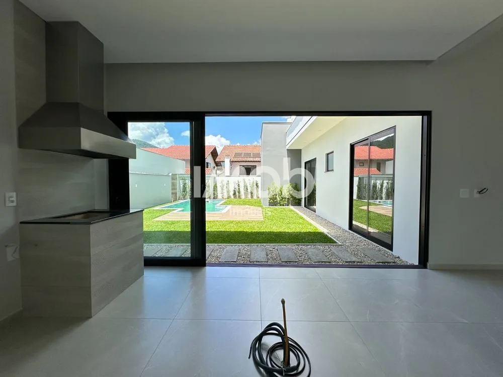 Casa, 3 quartos, 189 m² - Foto 3
