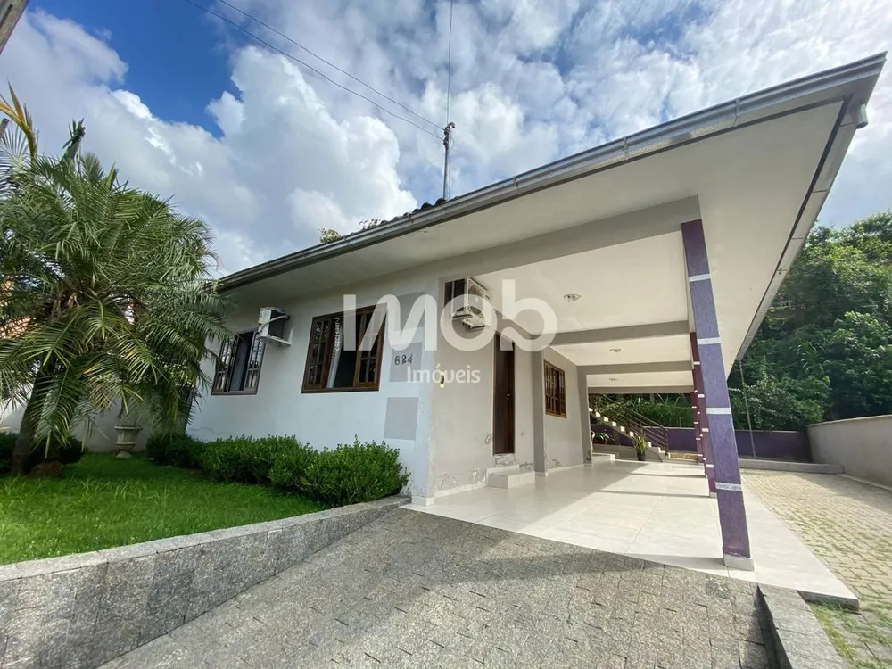 Casa, 4 quartos, 209 m² - Foto 2