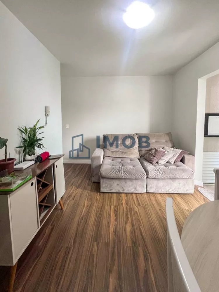 Apartamento à venda com 2 quartos, 49m² - Foto 3