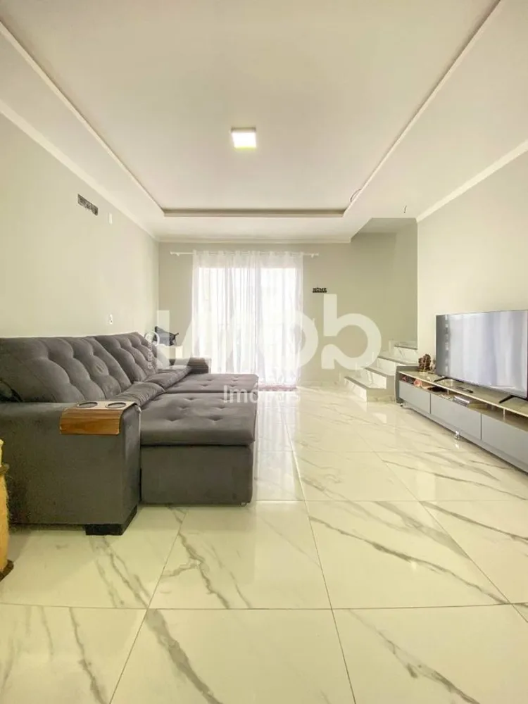 Casa, 3 quartos, 106 m² - Foto 2