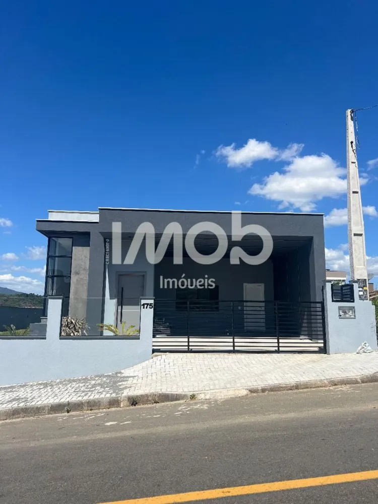 Casa, 3 quartos, 141 m² - Foto 1