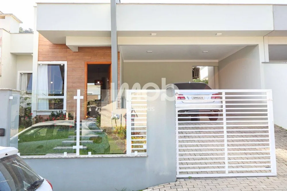 Casa, 3 quartos, 118 m² - Foto 1