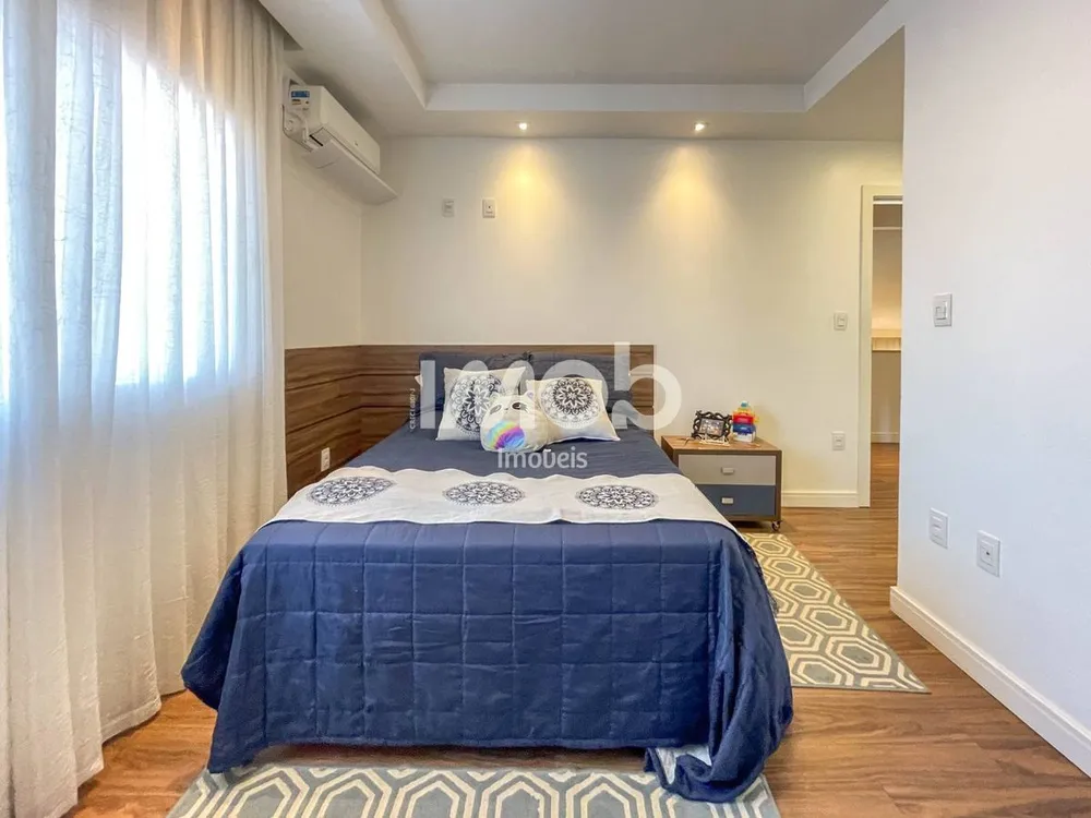 Casa, 5 quartos, 243 m² - Foto 4