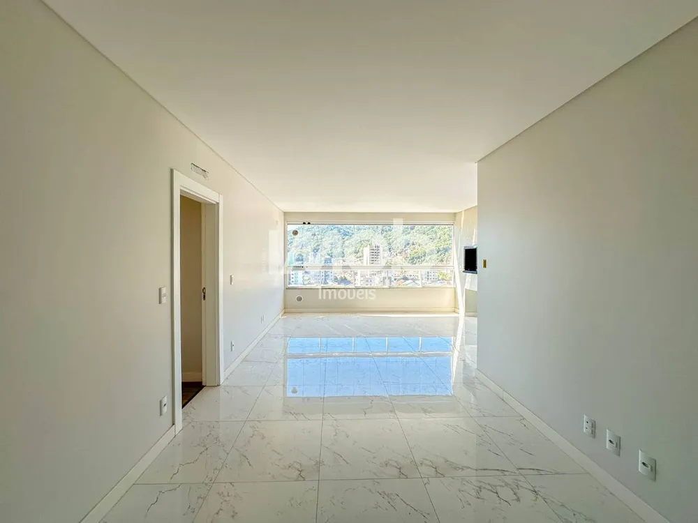 Apartamento, 3 quartos, 111 m² - Foto 2