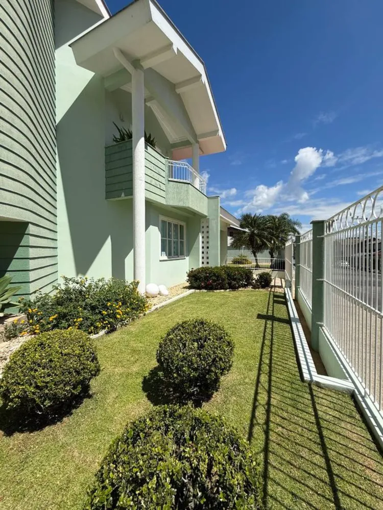 Casa, 3 quartos, 256 m² - Foto 2