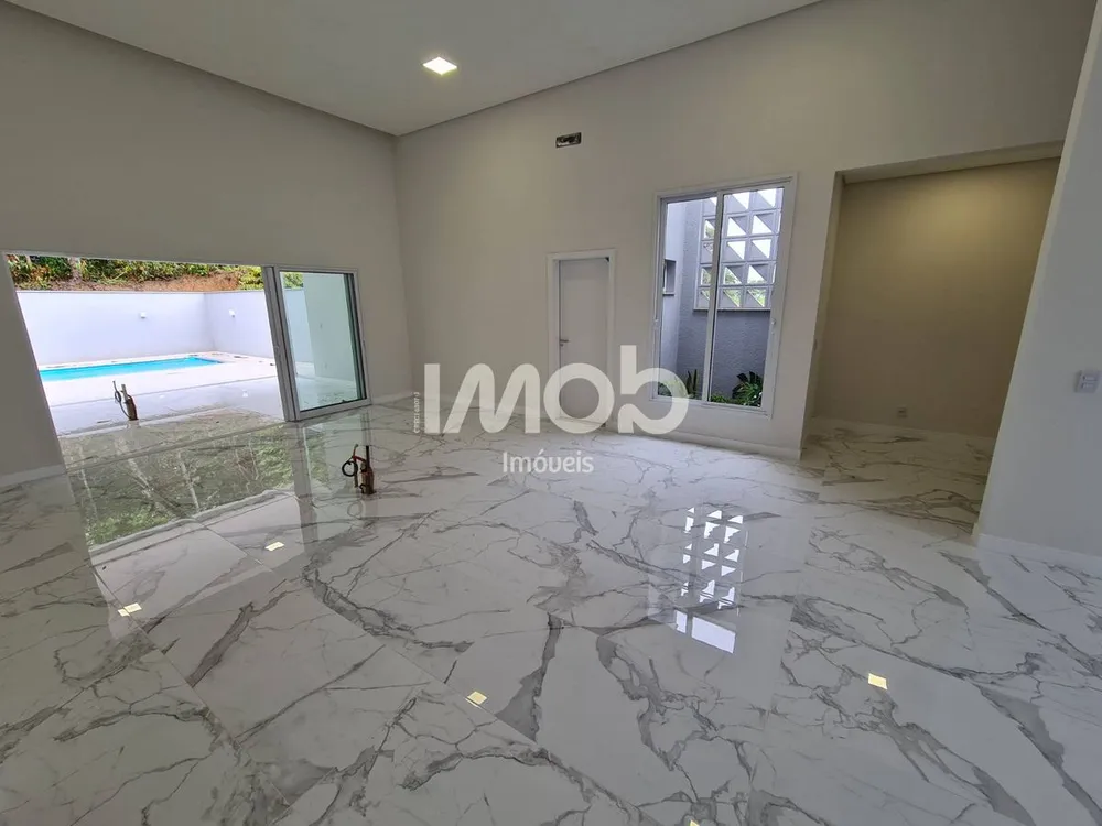 Casa, 3 quartos, 210 m² - Foto 3