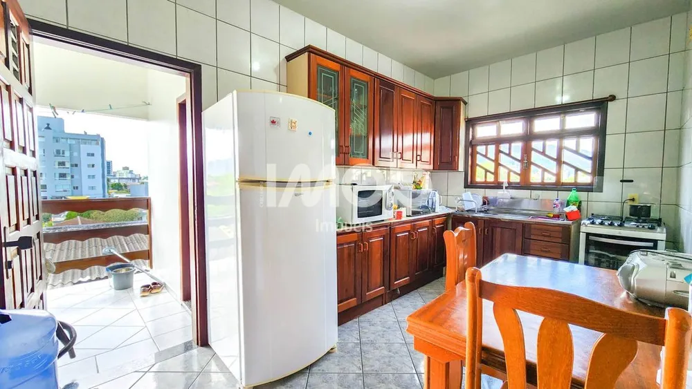 Casa, 3 quartos, 216 m² - Foto 12