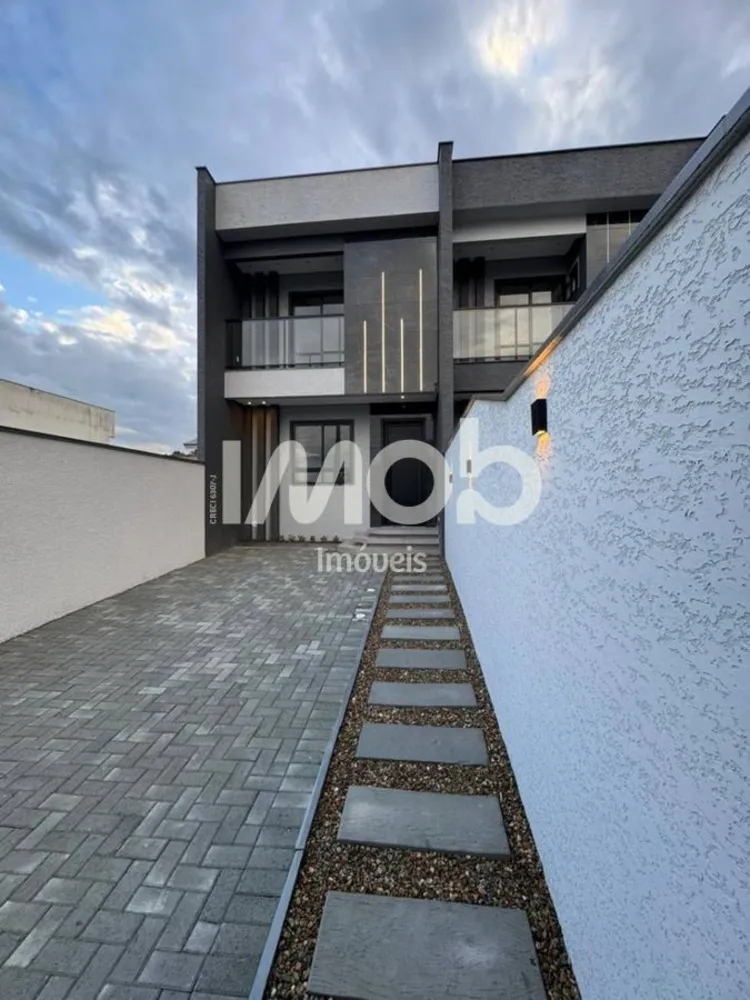 Casa, 3 quartos, 104 m² - Foto 1