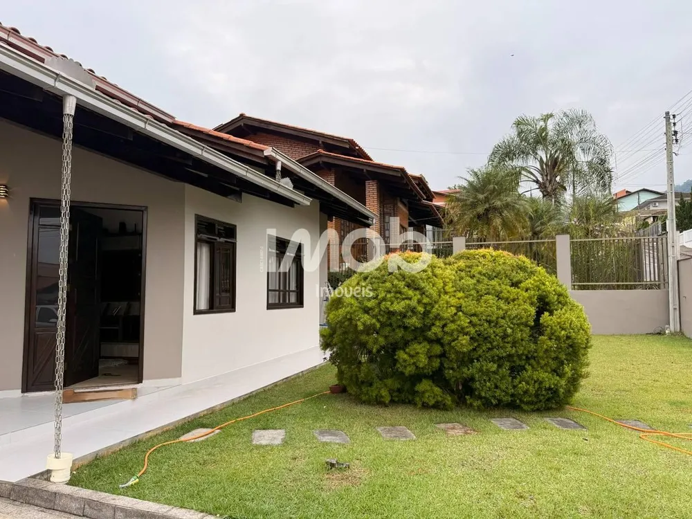 Casa, 3 quartos, 227 m² - Foto 3