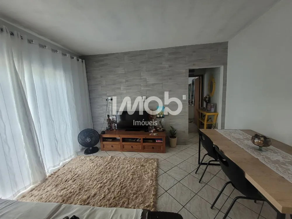Casa, 3 quartos, 130 m² - Foto 1