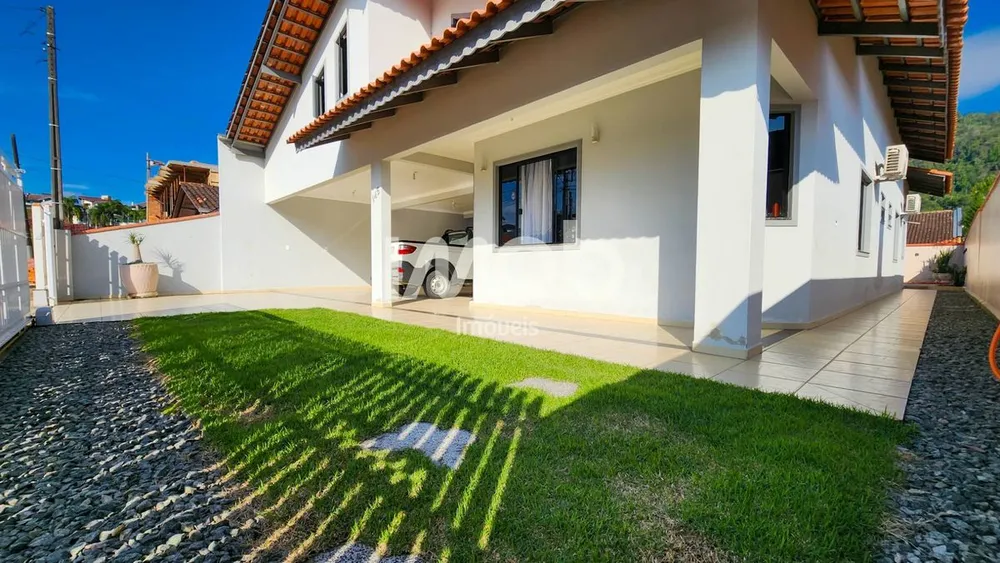 Casa, 3 quartos, 185 m² - Foto 2