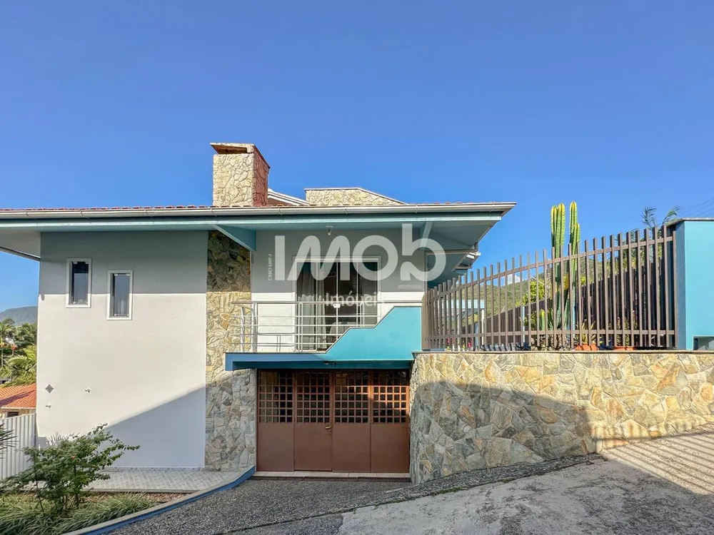 Casa, 4 quartos, 324 m² - Foto 1