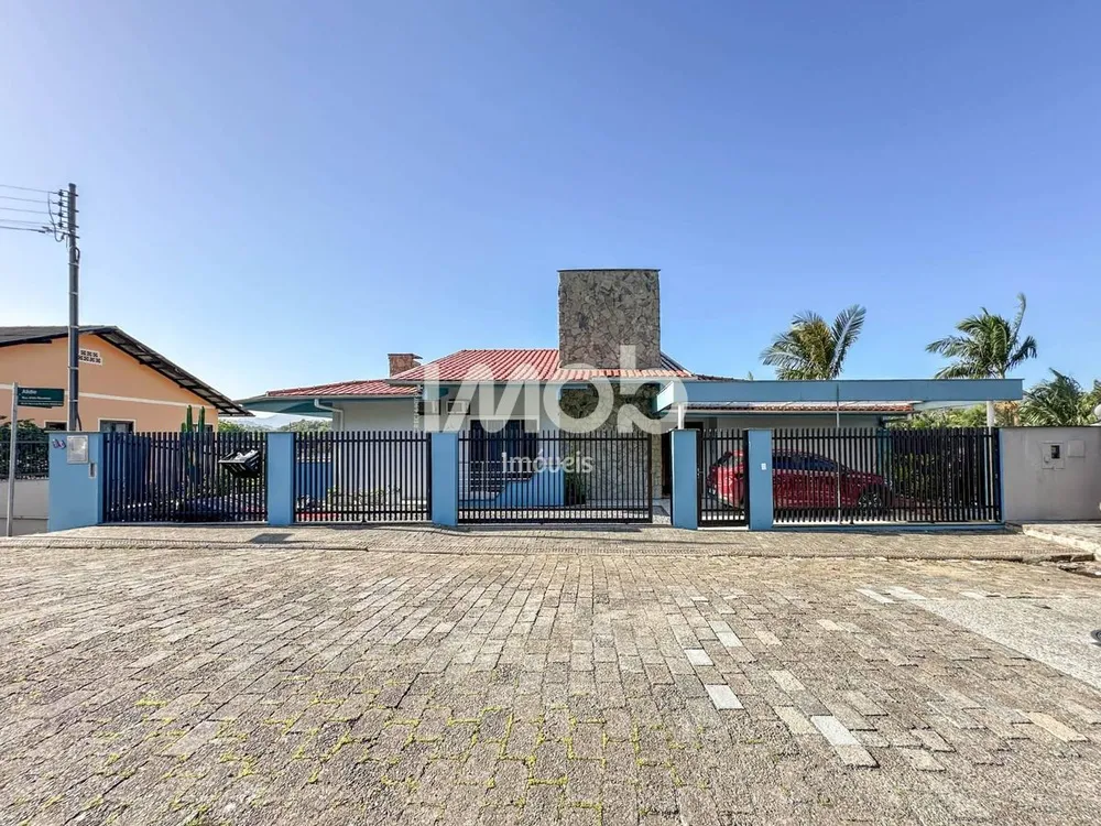 Casa, 4 quartos, 324 m² - Foto 2