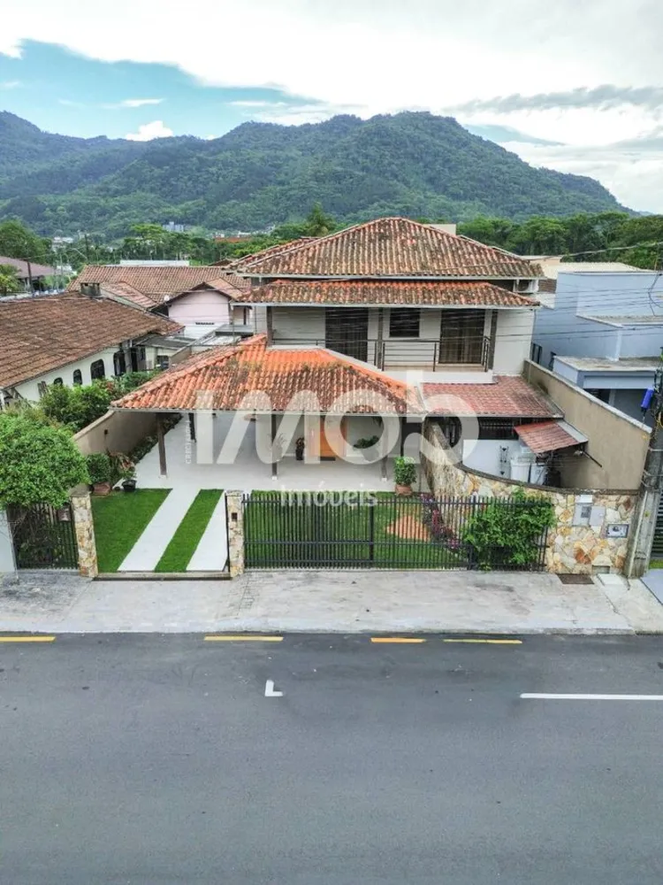 Casa, 3 quartos, 230 m² - Foto 11