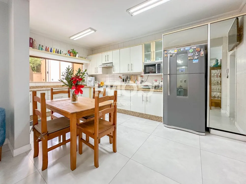 Casa, 3 quartos, 230 m² - Foto 8