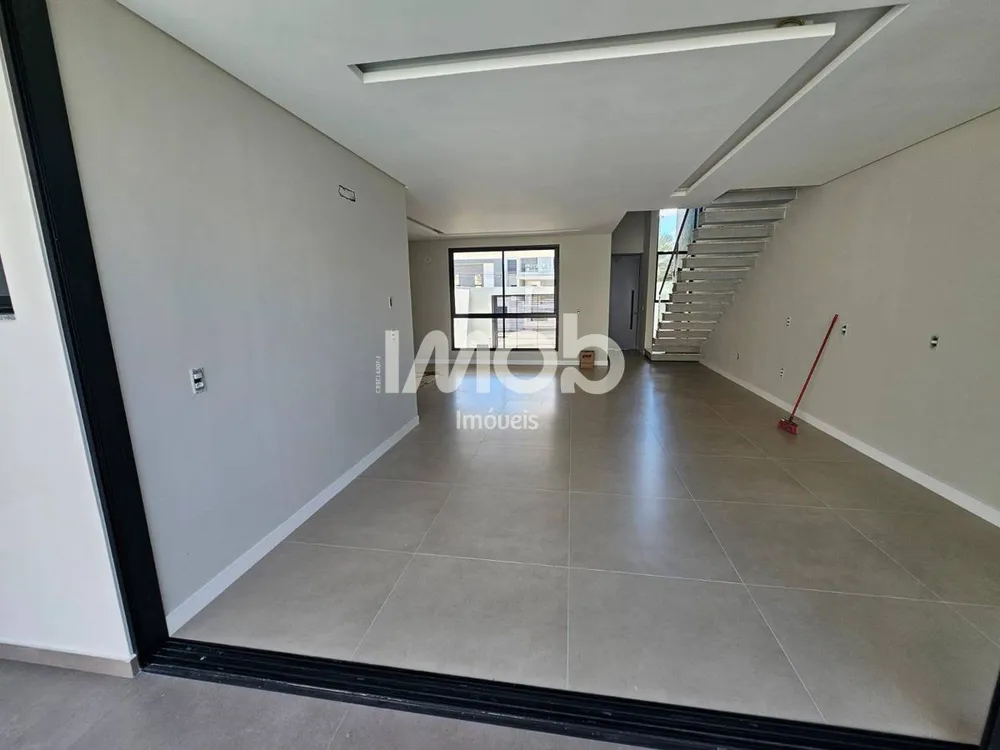 Casa, 3 quartos, 208 m² - Foto 6