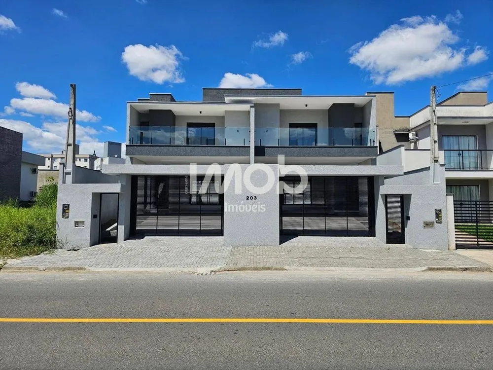 Casa, 3 quartos, 208 m² - Foto 1
