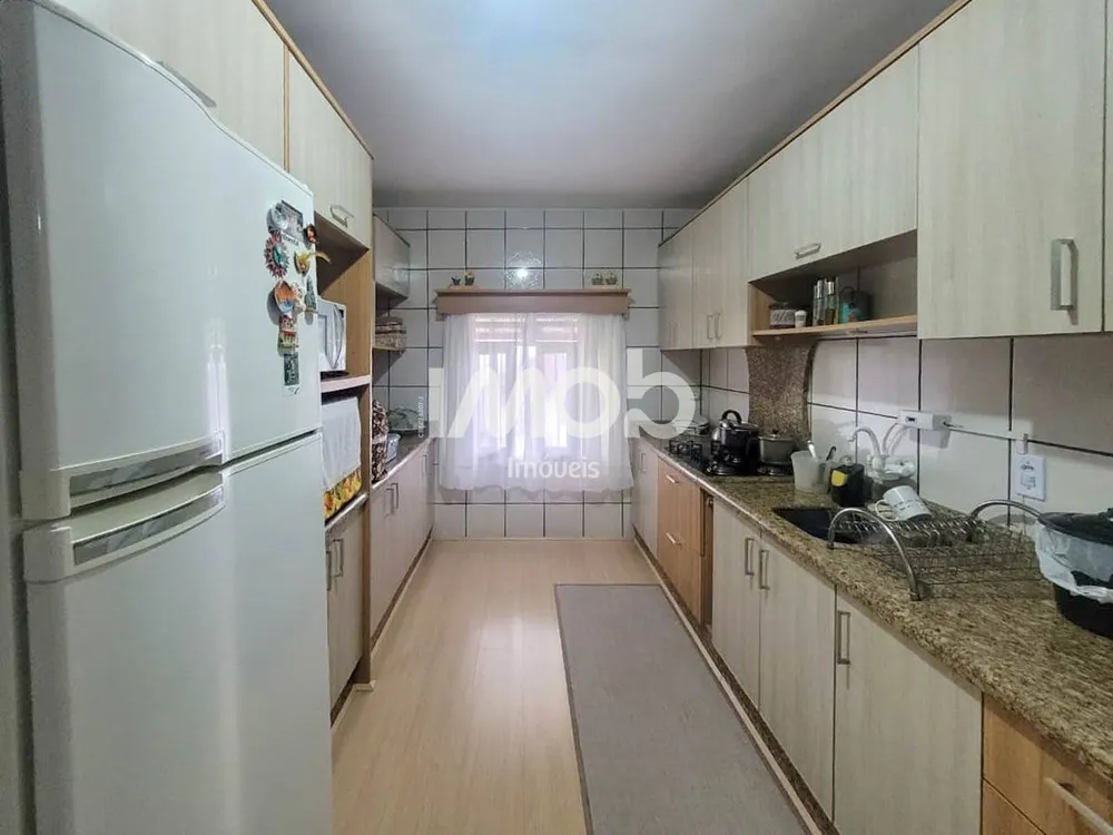 Casa, 4 quartos, 166 m² - Foto 2