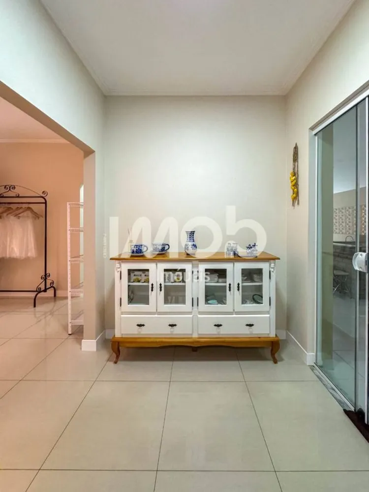 Casa, 3 quartos, 178 m² - Foto 3