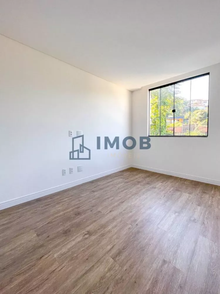 Apartamento à venda com 3 quartos, 117m² - Foto 11