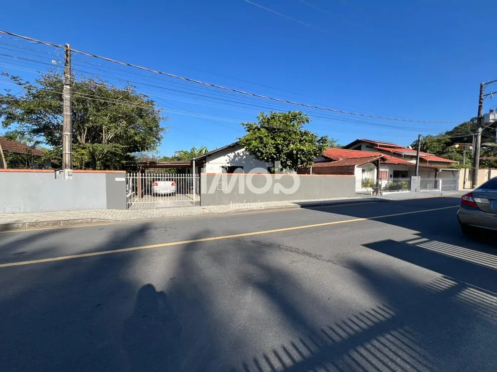 Casa, 5 quartos, 170 m² - Foto 2