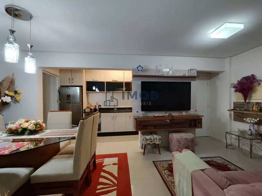 Apartamento à venda com 2 quartos, 92m² - Foto 2