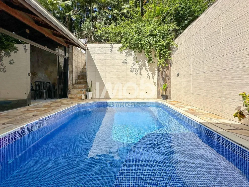 Casa, 3 quartos, 300 m² - Foto 11
