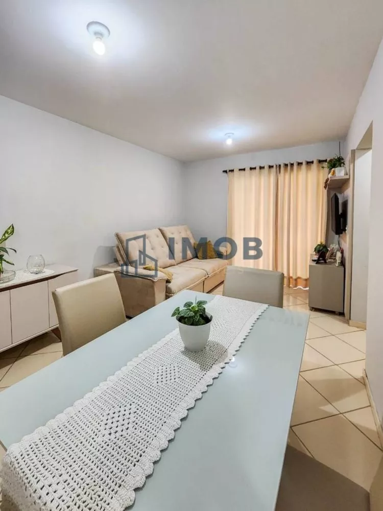 Apartamento à venda com 2 quartos, 57m² - Foto 1