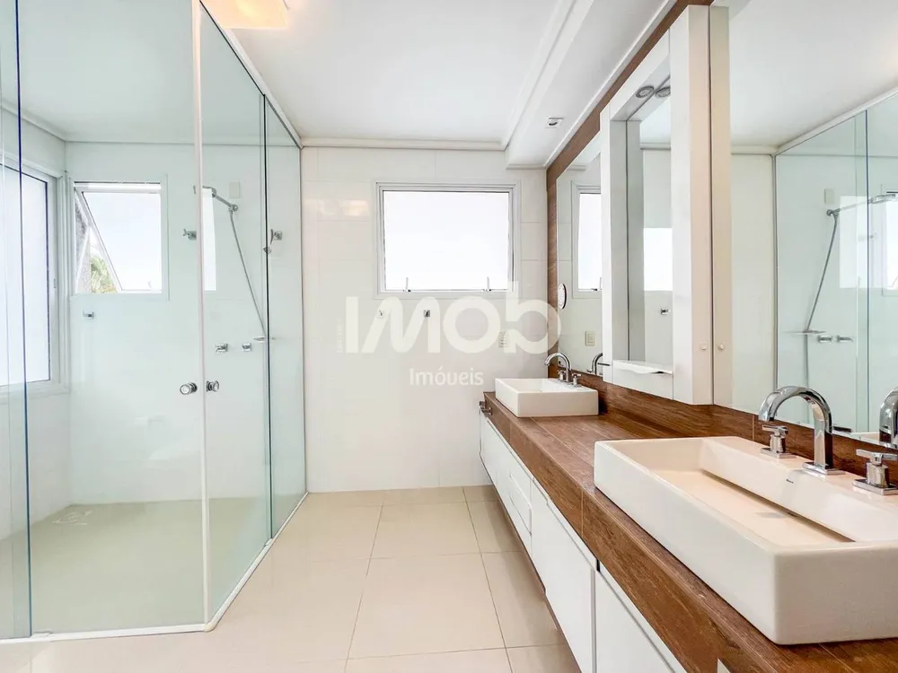 Casa, 3 quartos, 265 m² - Foto 8