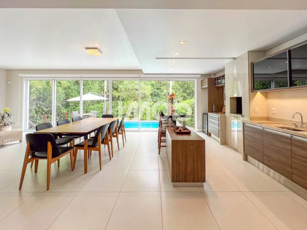 Casa, 3 quartos, 265 m² - Foto 3