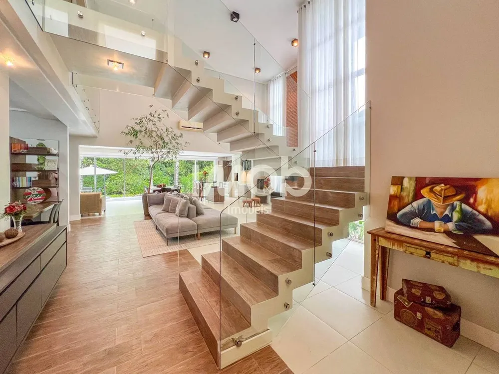 Casa, 3 quartos, 265 m² - Foto 4