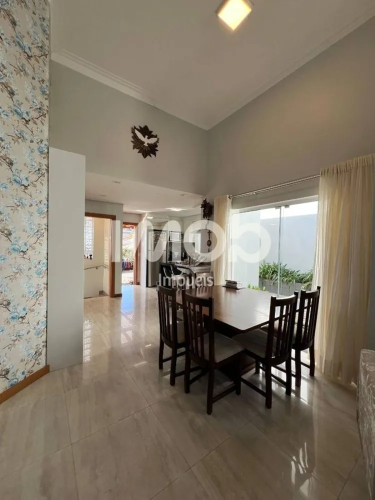 Casa, 3 quartos, 188 m² - Foto 4
