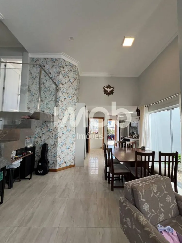 Casa, 3 quartos, 188 m² - Foto 3