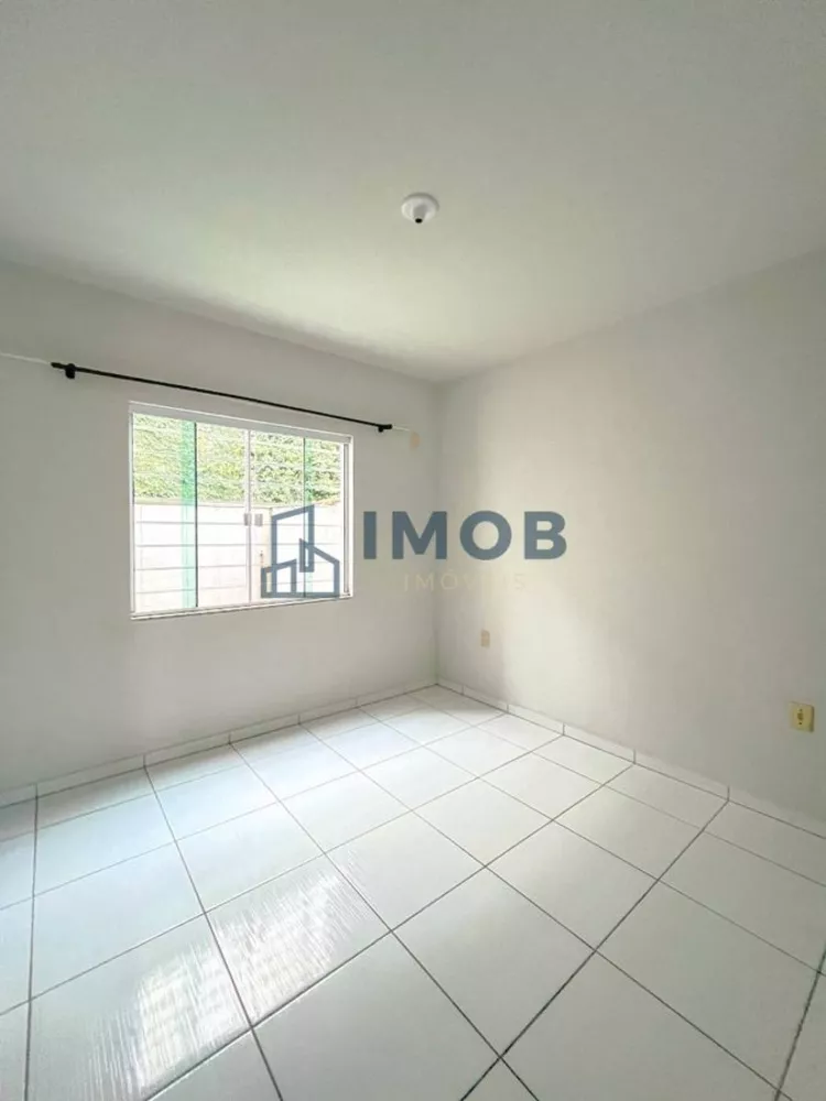 Apartamento à venda com 2 quartos, 65m² - Foto 4