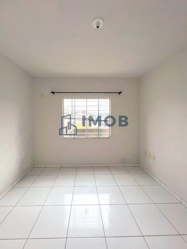 Apartamento à venda com 2 quartos, 65m² - Foto 3