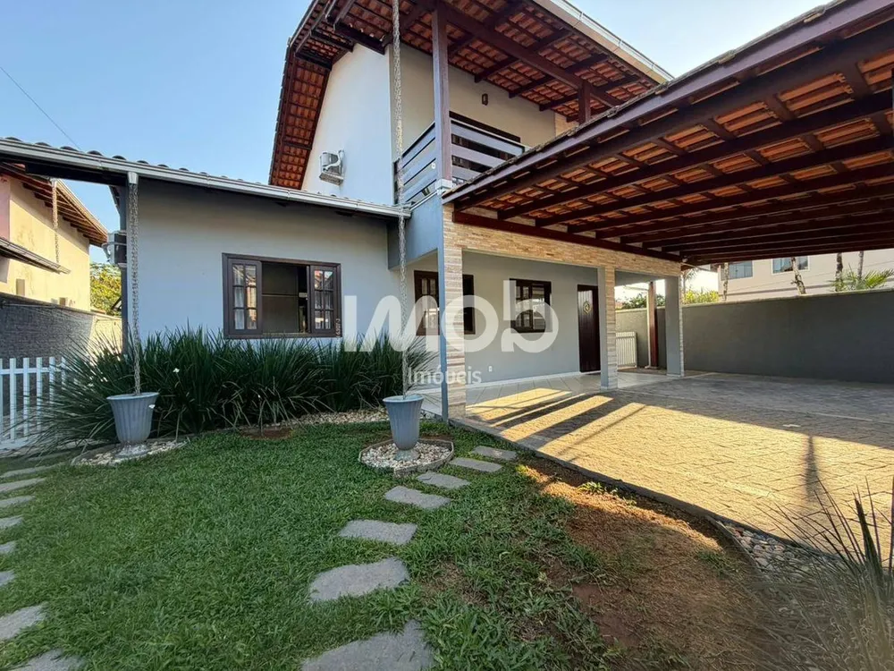 Casa, 3 quartos, 151 m² - Foto 1
