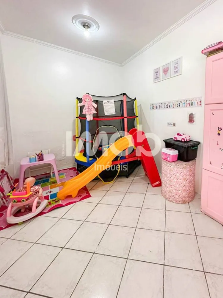 Casa, 3 quartos, 200 m² - Foto 14