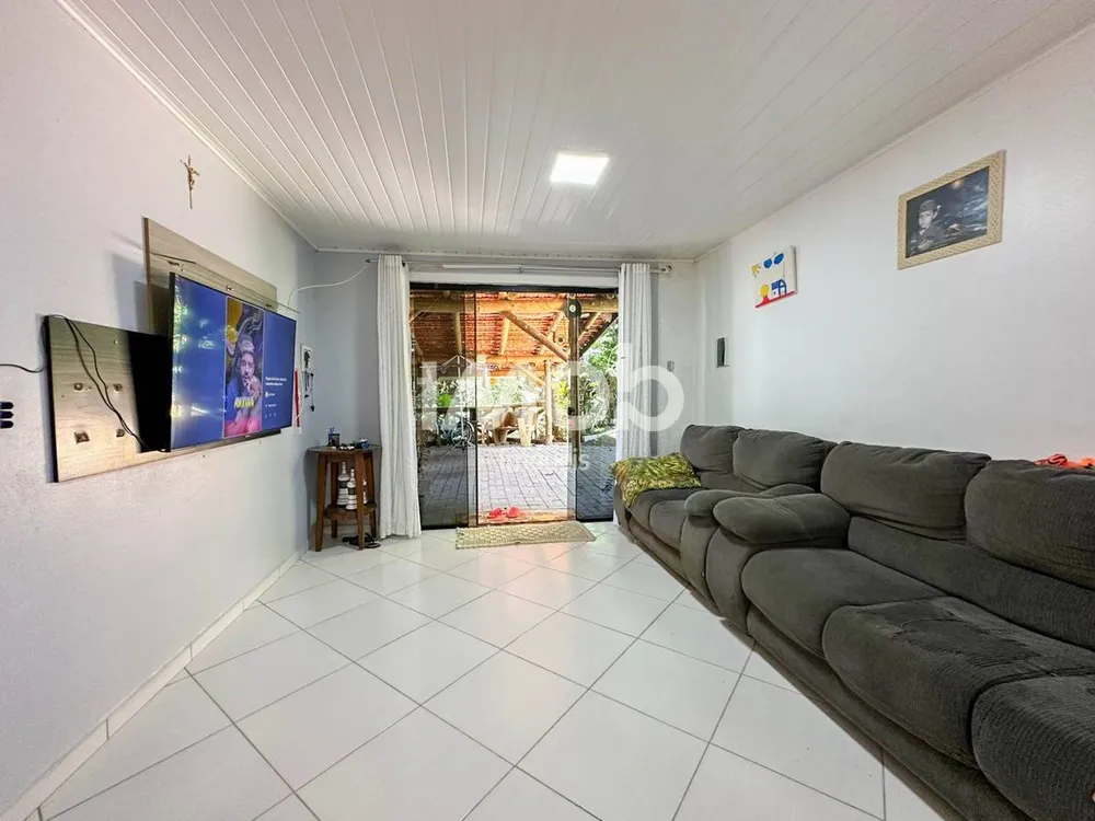 Casa, 3 quartos, 200 m² - Foto 11