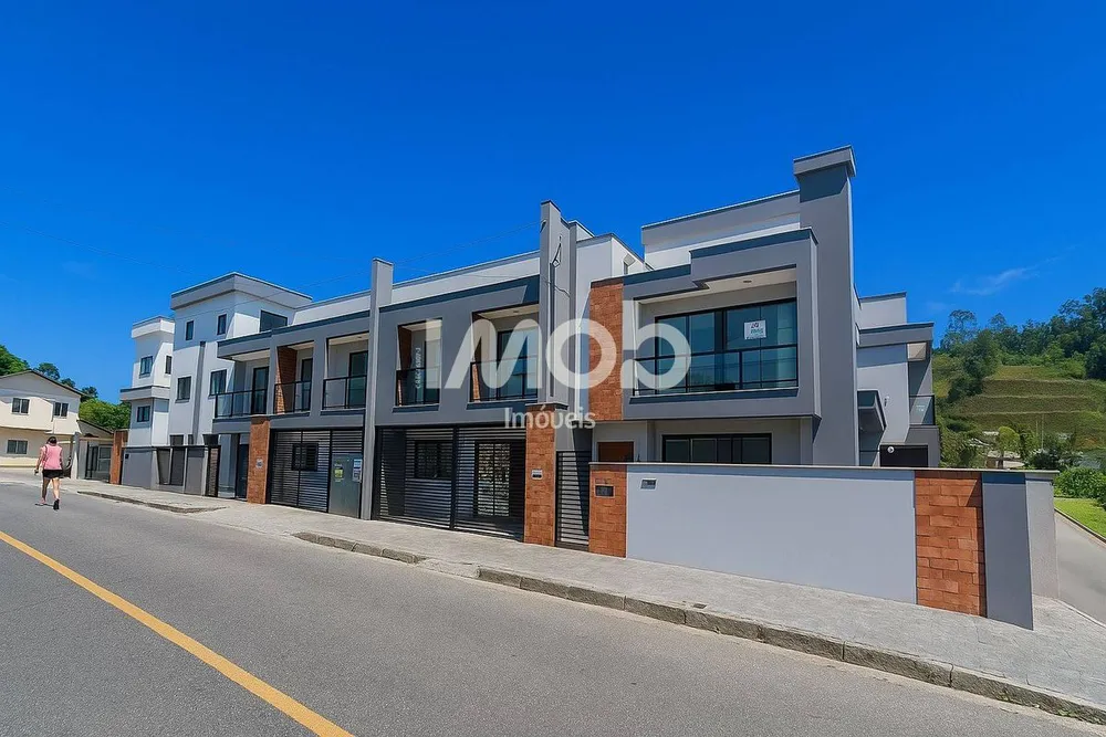 Casa, 3 quartos, 187 m² - Foto 1
