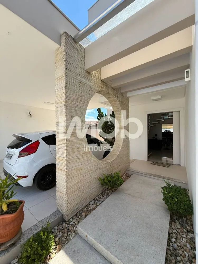 Casa, 4 quartos, 356 m² - Foto 2