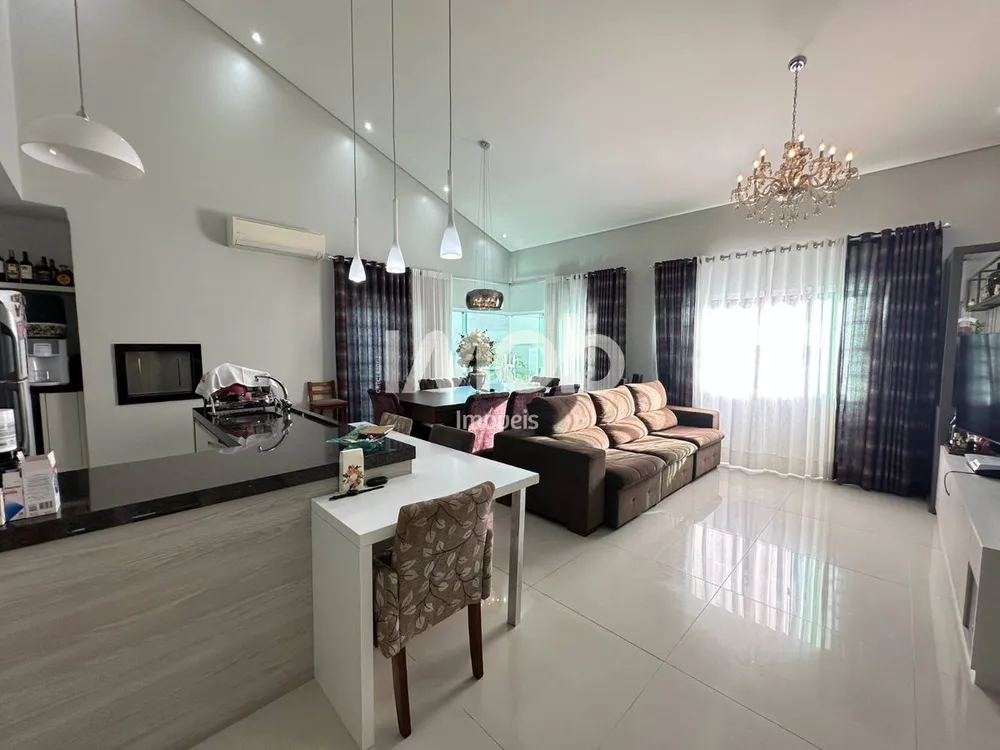 Casa, 3 quartos, 225 m² - Foto 3