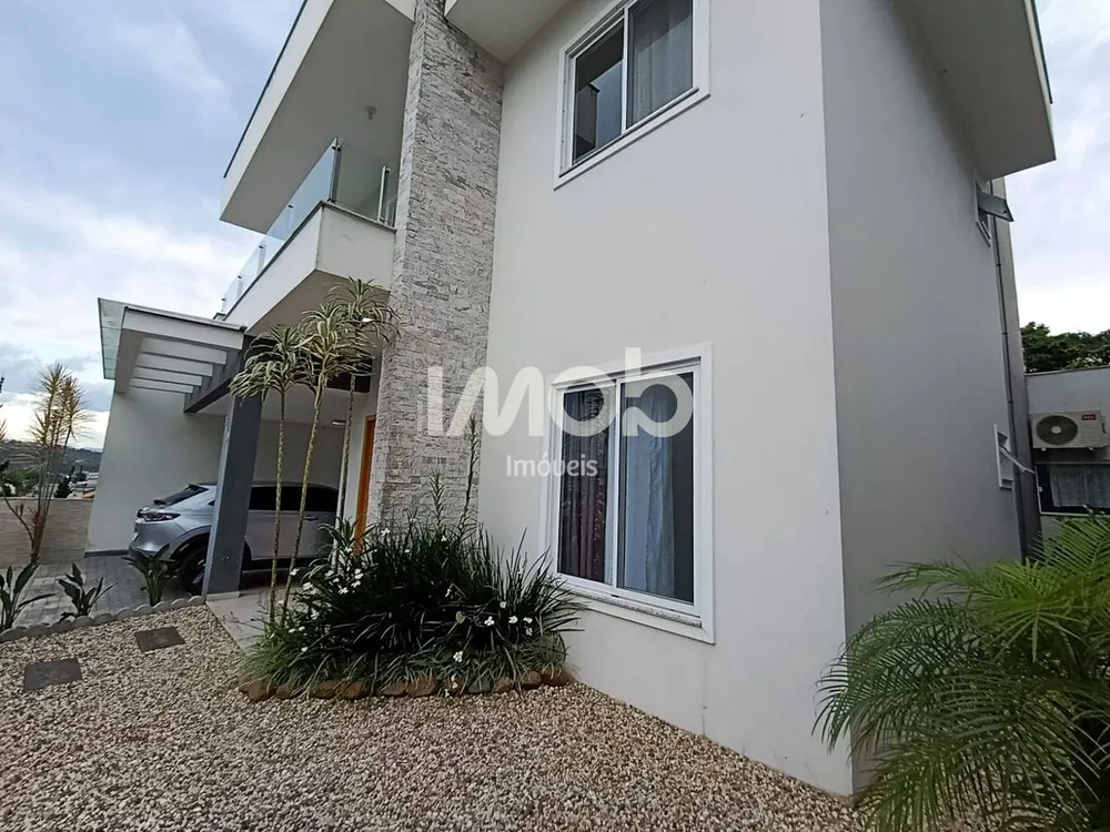 Casa, 3 quartos, 195 m² - Foto 2