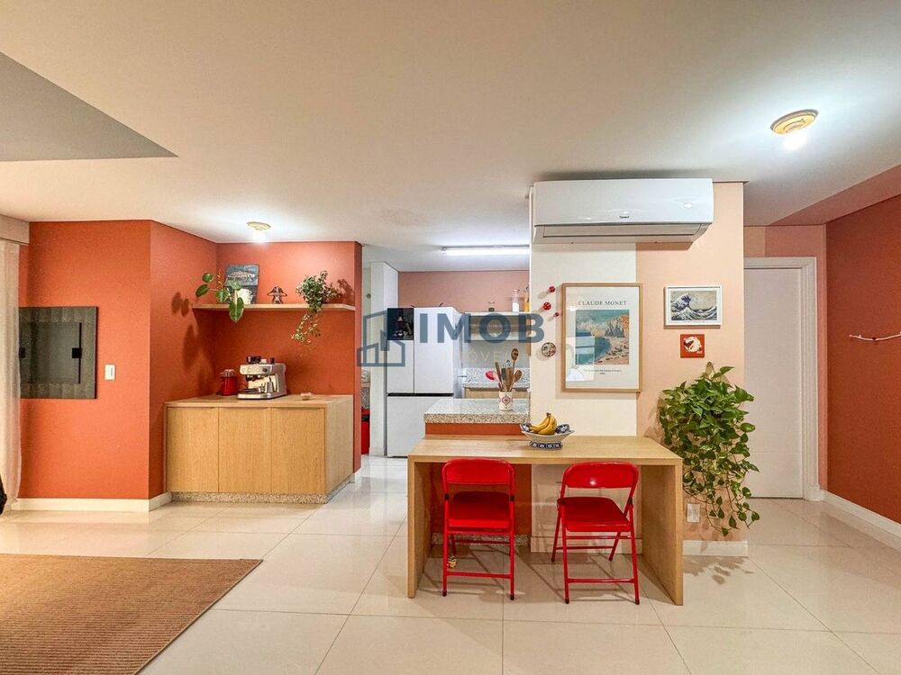 Apartamento à venda com 3 quartos, 129m² - Foto 1