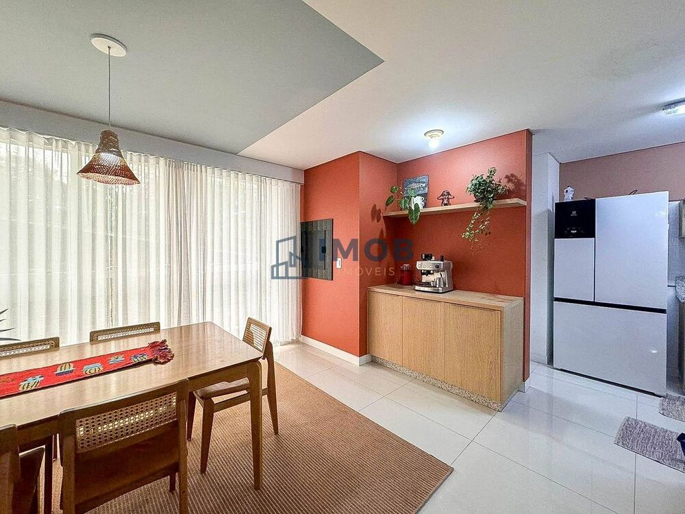 Apartamento à venda com 3 quartos, 129m² - Foto 2