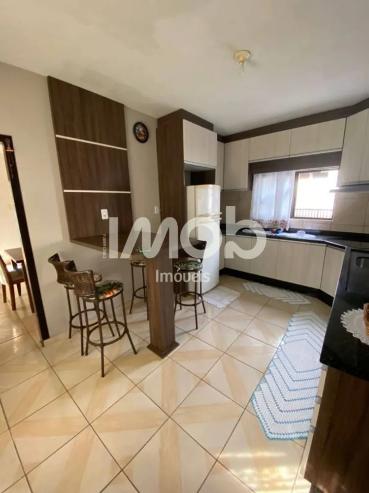 Casa, 3 quartos, 220 m² - Foto 2